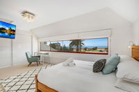 Newcastle Executive Homes - Oceanview Terrace - Accommodation Australia