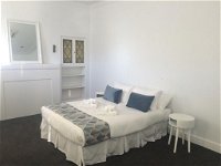 Newcastle Tighes Hill Accommodation - QLD Tourism