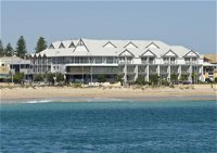 Ocean Centre Hotel - Accommodation Airlie Beach