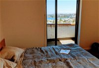 Ocean views 2 Bedroom apartment - Melbourne Tourism