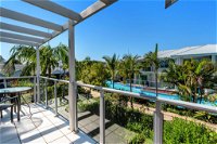 Pacific Blue Townhouse 351/265 Sandy Point Road - Accommodation in Surfers Paradise