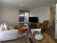Pebbly Creek - Accommodation in Surfers Paradise