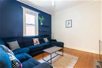 PET FRIENDLY FAMILY HOME WILLOUGHBY - Accommodation Sydney