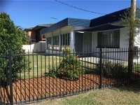 Pet Friendly home walking distance to Surf Beach - North St Woorim - New South Wales Tourism 
