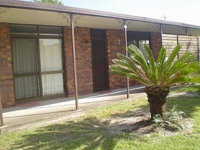 Pet friendly lowset home with room for a boat Wattle Ave Bongaree - Accommodation Port Hedland