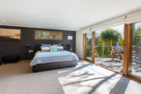 POINT LEO BEACH HOUSE - POINT LEO - Accommodation Brisbane