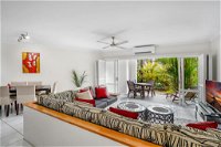 Poolside Apt in Alamanda Beachfront Resort 52 - Your Accommodation