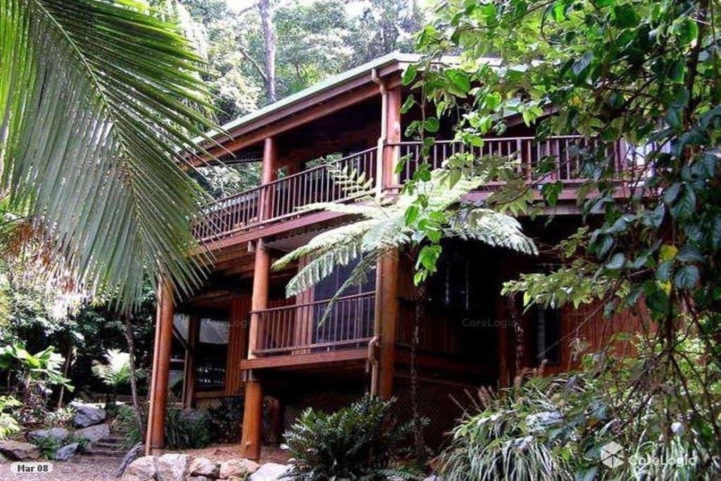 Private Rainforest Retreat With Lagoon Style Pool - thumb 0