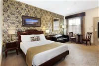 Quality Inn Heritage on Lydiard - Accommodation Sunshine Coast