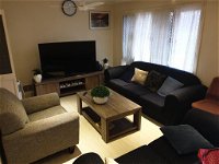 Retro Style Home Stay - Surfers Paradise Gold Coast
