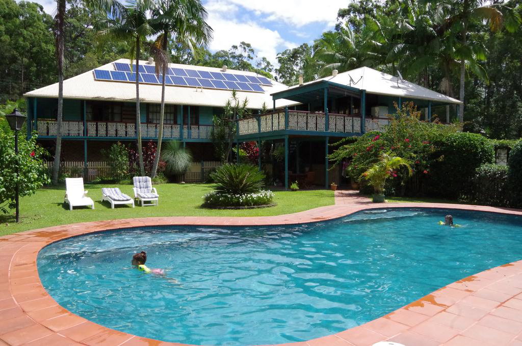 Gilston QLD Accommodation Redcliffe