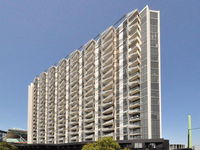 Royal Stays Apartments Melbourne - Docklands - Lennox Head Accommodation