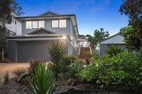 Rye-gowrie Front Beach House - Accommodation Mooloolaba