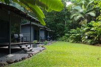 Safari Lodge - Accommodation Directory