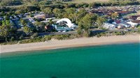 Sand Beach House - breathtaking view and amazing position directly opposite the beach - Bundaberg Accommodation