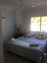 Sandys Shared Appartment - Accommodation Yamba