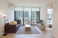 Scarlett - Docklands Delight Balcony Gym  Pool - Accommodation ACT