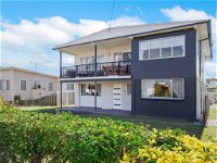 Sea Gem - air conditioned and fireplace - Bundaberg Accommodation