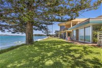 Seaview Cresent 4 - Accommodation Perth