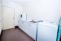 Soldiers Point Road 214A - Accommodation in Surfers Paradise