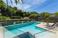 Sophisticated Contemporary Coastal Living with Sweeping Views In Cape Schanck - Accommodation Airlie Beach