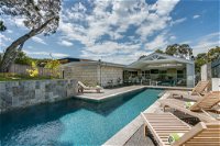 Sorrento Beauty with Sparkling Pool - Accommodation Daintree