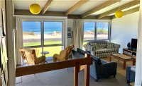 South Beach House 1 - 12 Gold Coast Drive - Accommodation Find