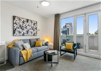 South Yarra Delight - Car park wifi and swimming pool - Accommodation in Surfers Paradise