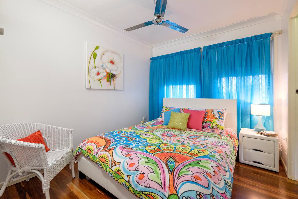 Kalkie QLD Accommodation Search