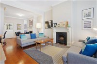 Spacious Victorian With Harbour View Terrace - Accommodation Adelaide