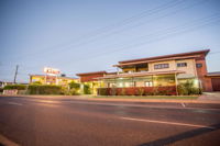 Spinifex Motel and Serviced Apartments - Accommodation BNB