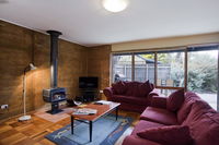 Split Point Cottages - Yamba Accommodation