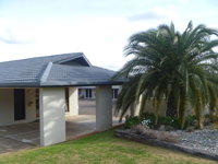 Stagecoach Inn Motel - Sunshine Coast Tourism