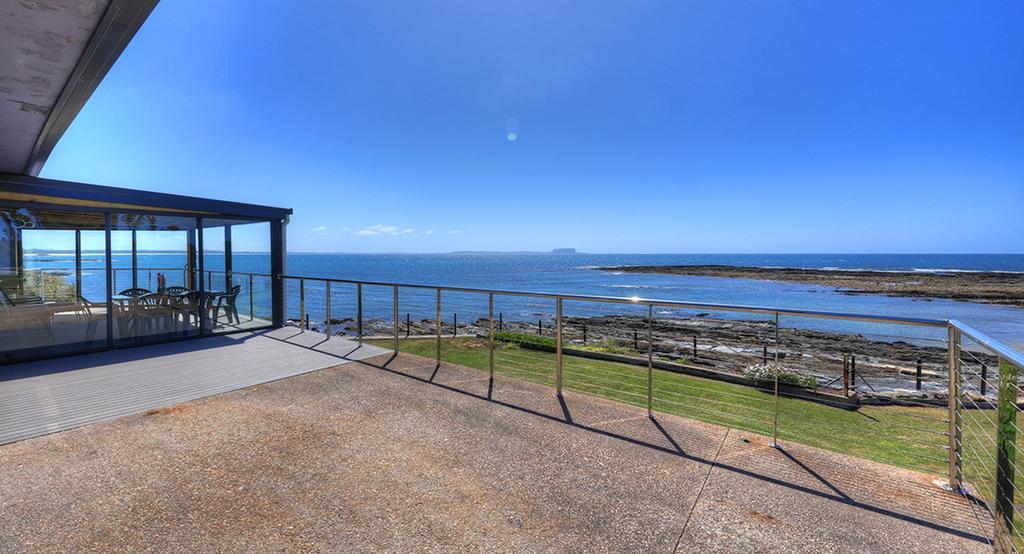 Cowrie Point TAS Accommodation Yamba