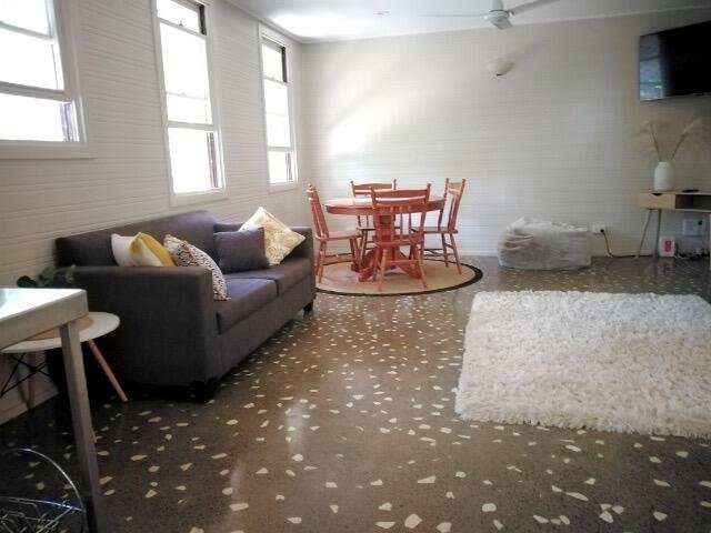 Rowes Bay QLD Accommodation Broken Hill
