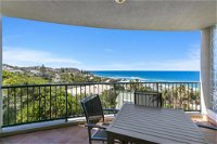 Stunning top floor Sunshine Beach Getaway Unit 7 Vista Pacific 12 Bryan Street - Accommodation Adelaide