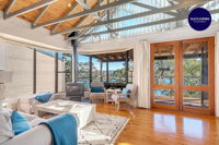 STUNNING WATERFRONT ESCAPE AT DALEYS POINT - Accommodation NSW