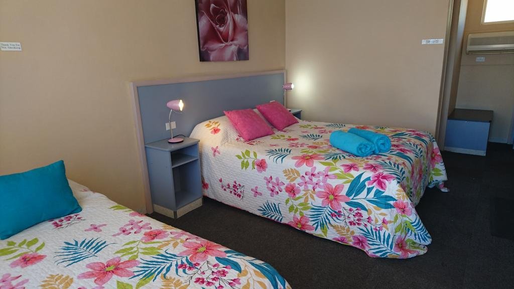 Book Warialda Accommodation Vacations  Tourism Noosa