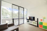 Sunny 3 Bedroom Apartment in Turrella - Nelson Bay Accommodation.com