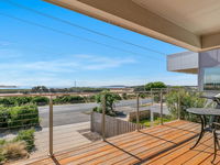 Swan Bay Lookout - Accommodation Sunshine Coast