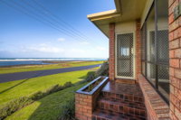 Swimmers Rest - uninterrupted panoramic ocean views - 1 Bedroom - Accommodation BNB