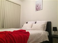 Tasha's Apartments on Kerry - Redcliffe Tourism