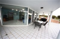 The Avenues Unit 2 at South West Rocks - Accommodation Cooktown