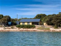 The Beach House - Tourism Canberra