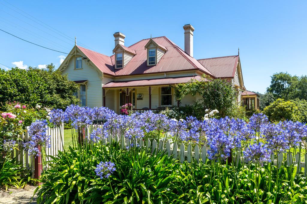 Geeveston TAS Wagga Wagga Accommodation