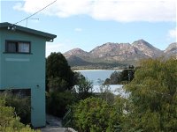 Coles Bay Waterfronter 2 - Accommodation ACT