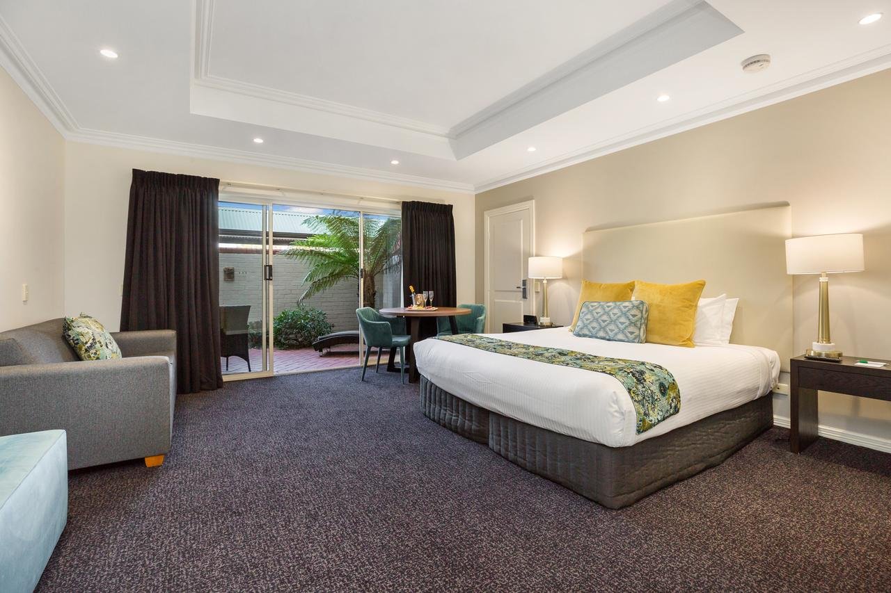 Strathdale VIC Accommodation QLD