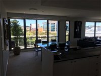 Geelong Waterfront Penthouse Apartment - Accommodation Airlie Beach