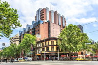 Paramount Apartments Melbourne - Victoria Tourism