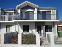 The Beach Villa Bunbury - Bundaberg Accommodation